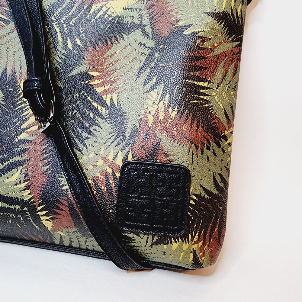Hawaii's Finest Crossbody Fern Leaf HIFI Green Brown - Picture 2 of 11